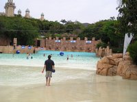 Click to see big picture (2048x1536 pixels; 606 KB)