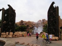 Click to see big picture (2048x1536 pixels; 555 KB)