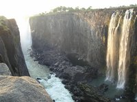 Click to see big picture (2048x1536 pixels; 616 KB)