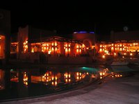 Click to see big picture (2048x1536 pixels; 652 KB)