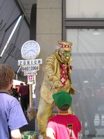 Click to see big picture (1536x2048 pixels; 606 KB)